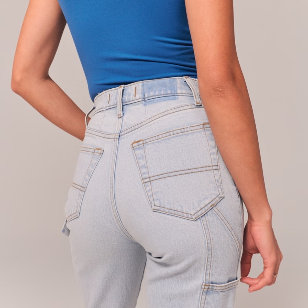 Abercrombie & Fitch High Rise 90s Carpenter Jean Size 27/4s Curve Love
